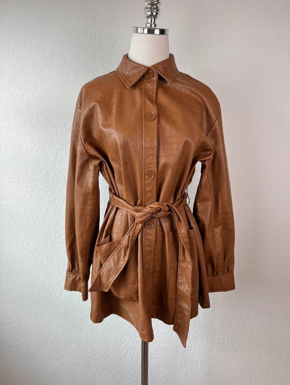 Vintage Y2K Marc New York Light Brown Faux Leather Button Up Jacket with Belt M